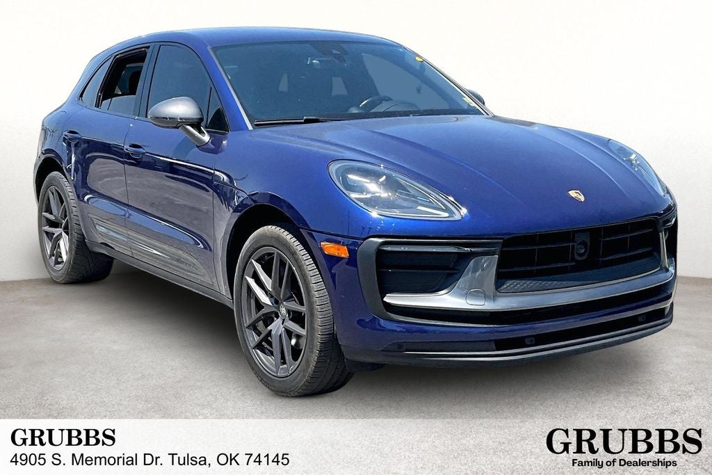 2023 Porsche Macan T