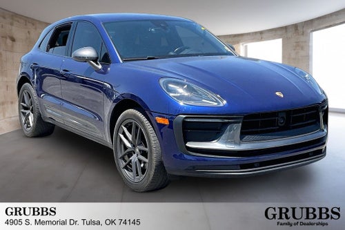 2023 Porsche Macan T