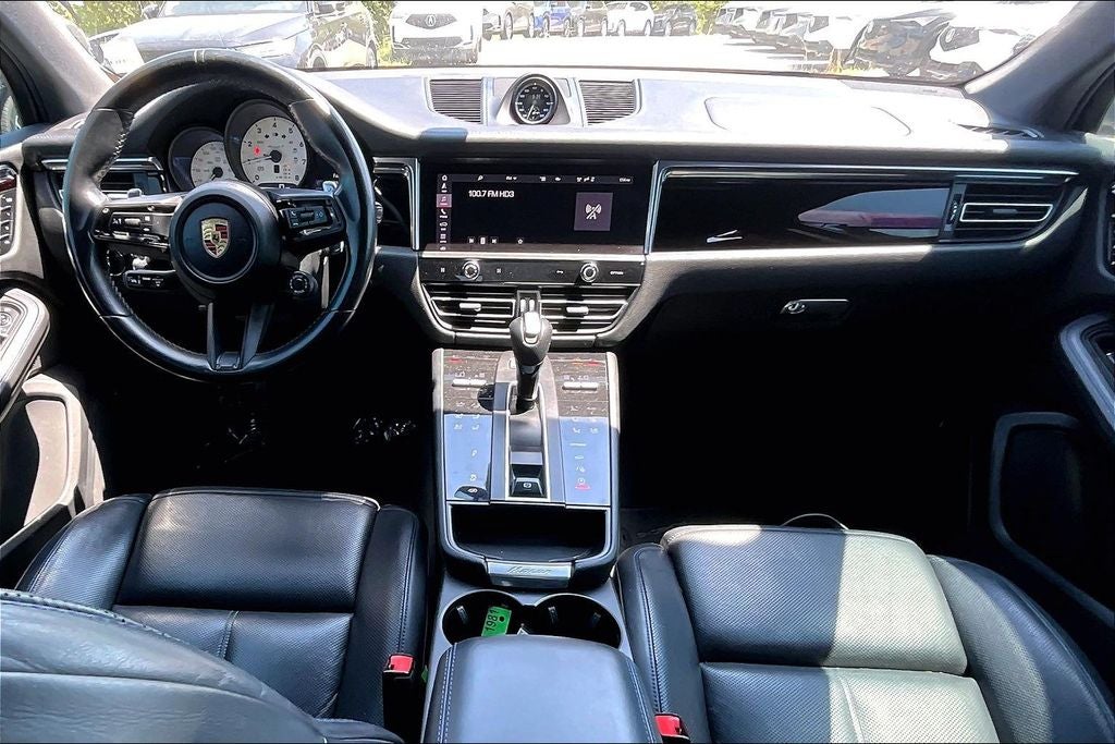 2023 Porsche Macan T