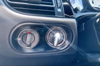 2023 Porsche Macan T