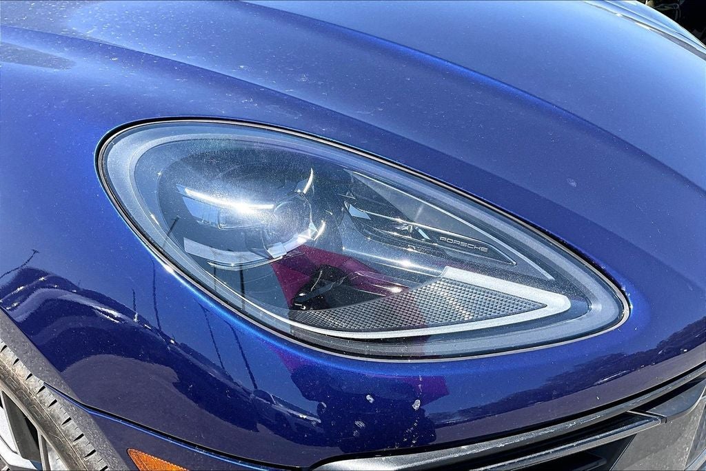 2023 Porsche Macan T