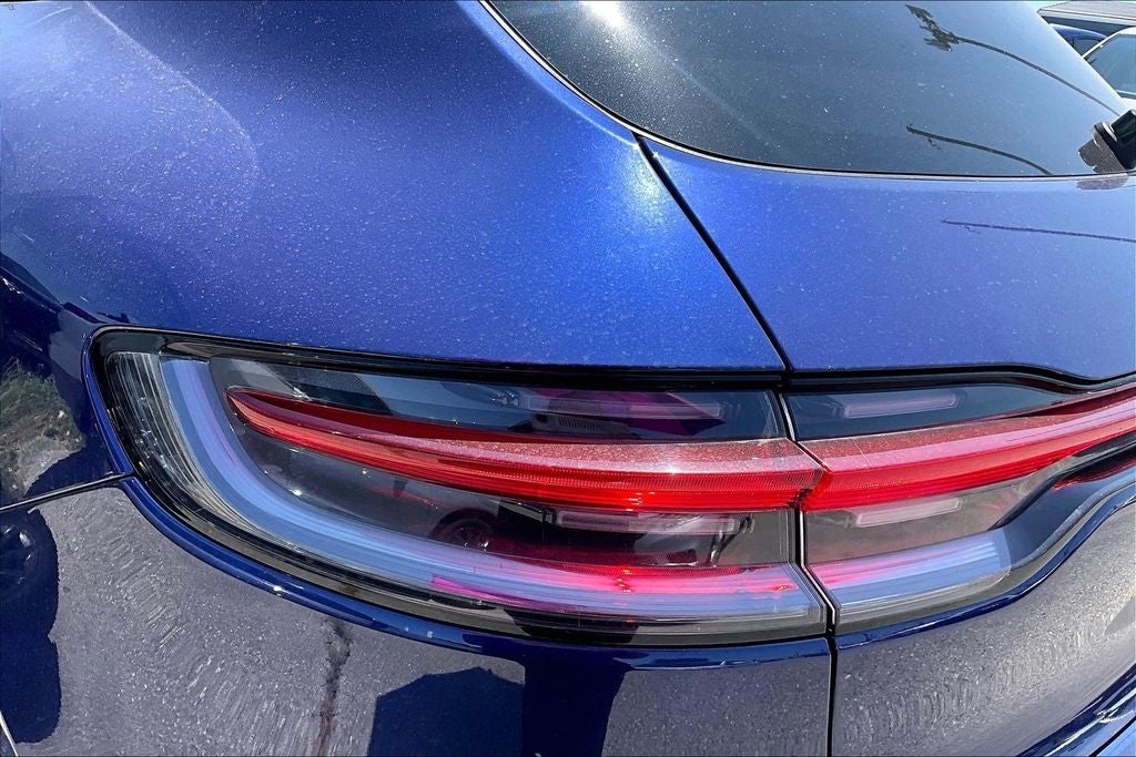 2023 Porsche Macan T