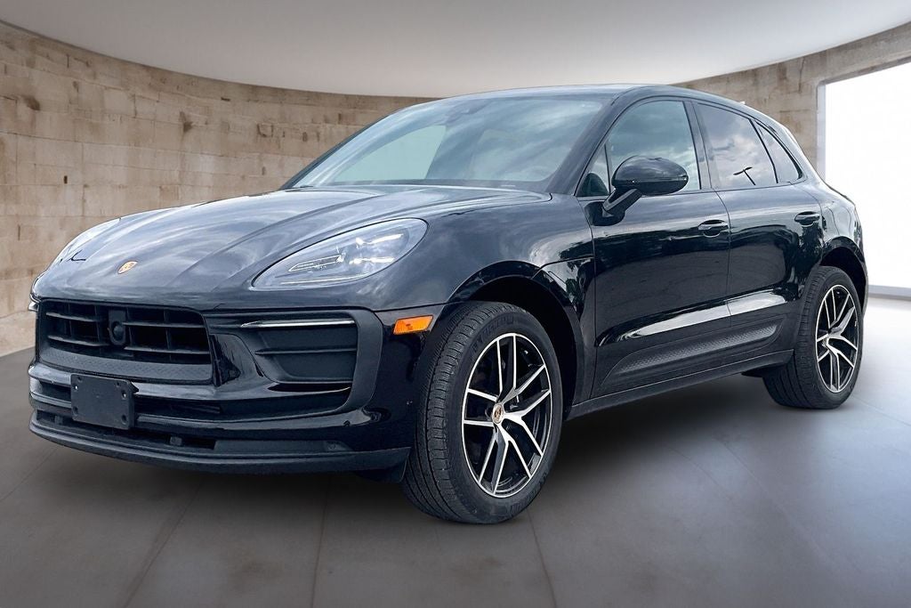 2024 Porsche Macan Base