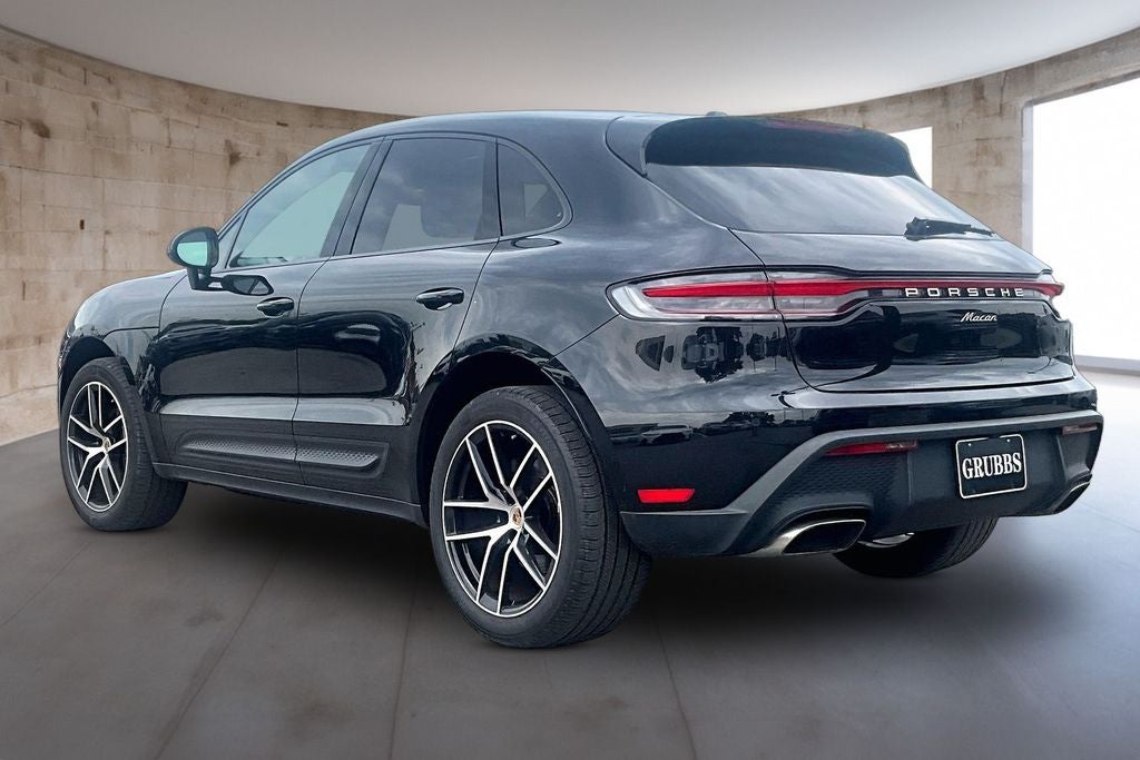 2024 Porsche Macan Base