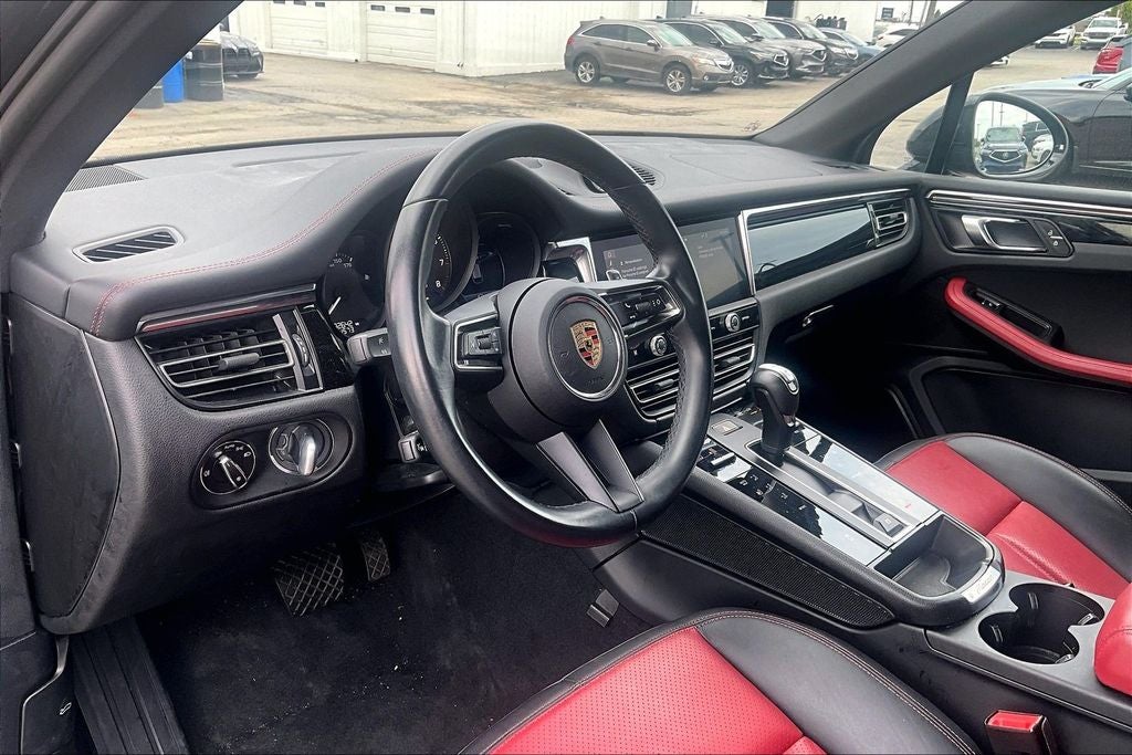 2024 Porsche Macan Base