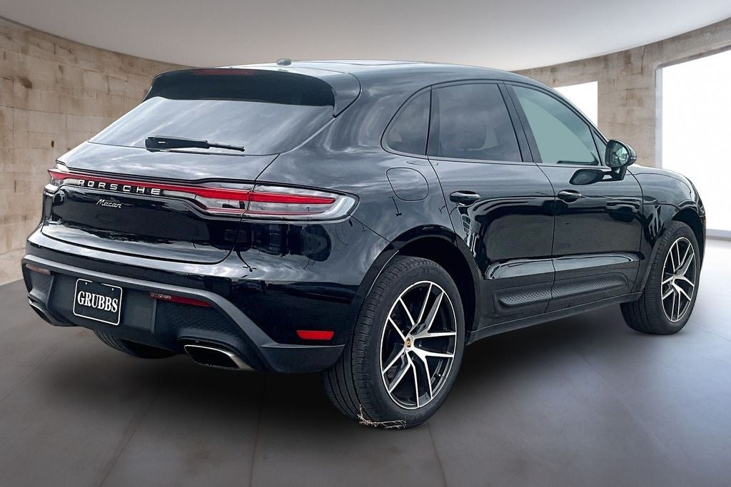 2024 Porsche Macan Base