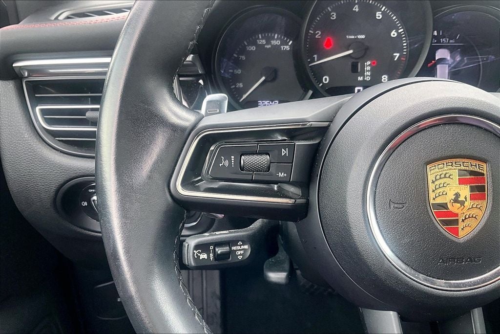 2024 Porsche Macan Base