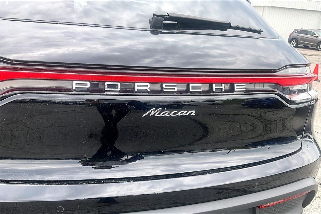 2024 Porsche Macan Base