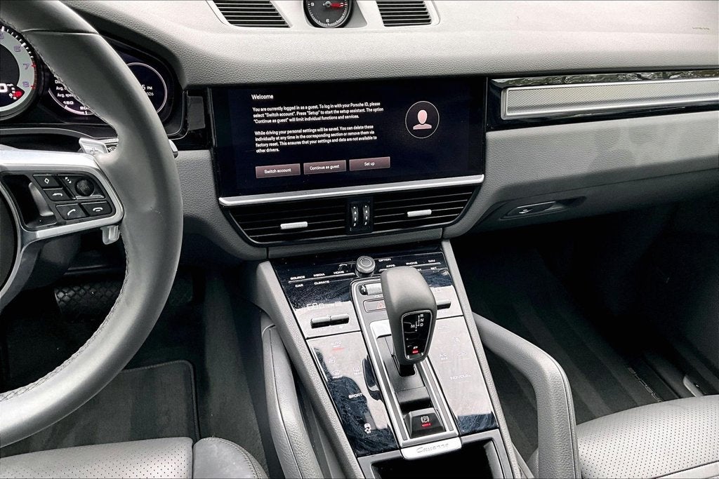 2023 Porsche Cayenne Platinum Edition