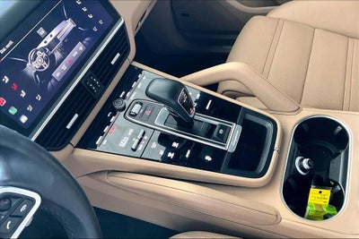 2022 Porsche Cayenne Platinum Edition