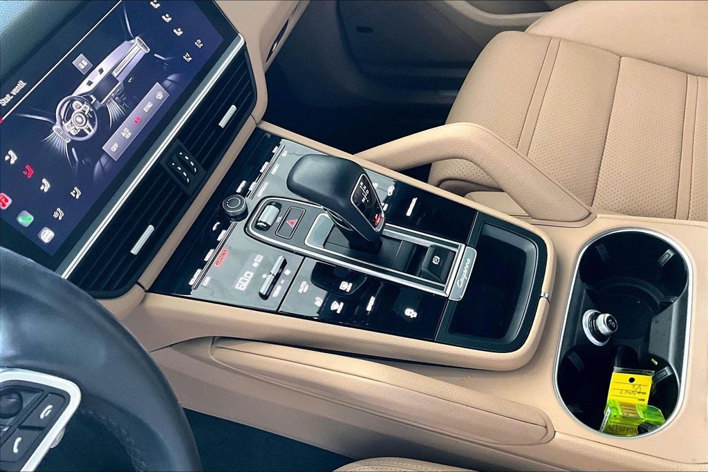 2022 Porsche Cayenne Platinum Edition