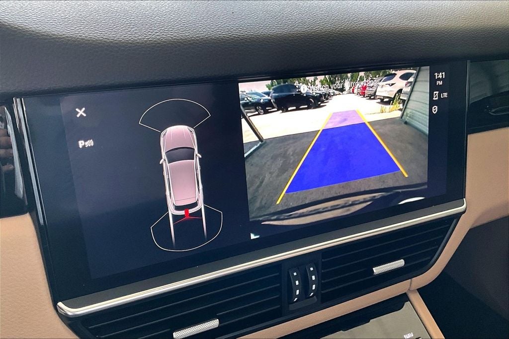 2022 Porsche Cayenne Platinum Edition