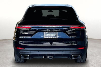 2022 Porsche Cayenne Platinum Edition