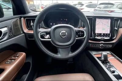2024 Volvo XC60 Recharge Plug-In Hybrid T8 Plus Dark Theme
