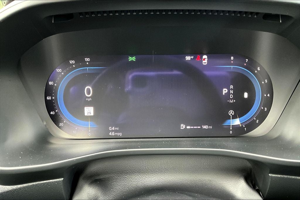 2024 Volvo XC40 B5 Core
