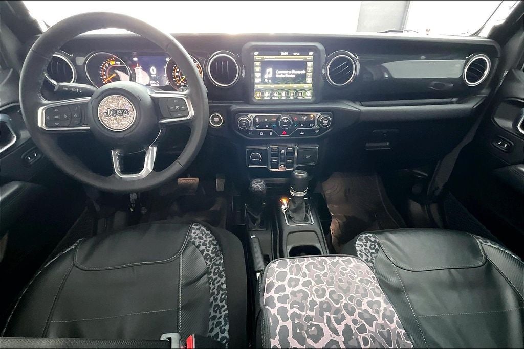 2022 Jeep Wrangler Unlimited Sahara Altitude