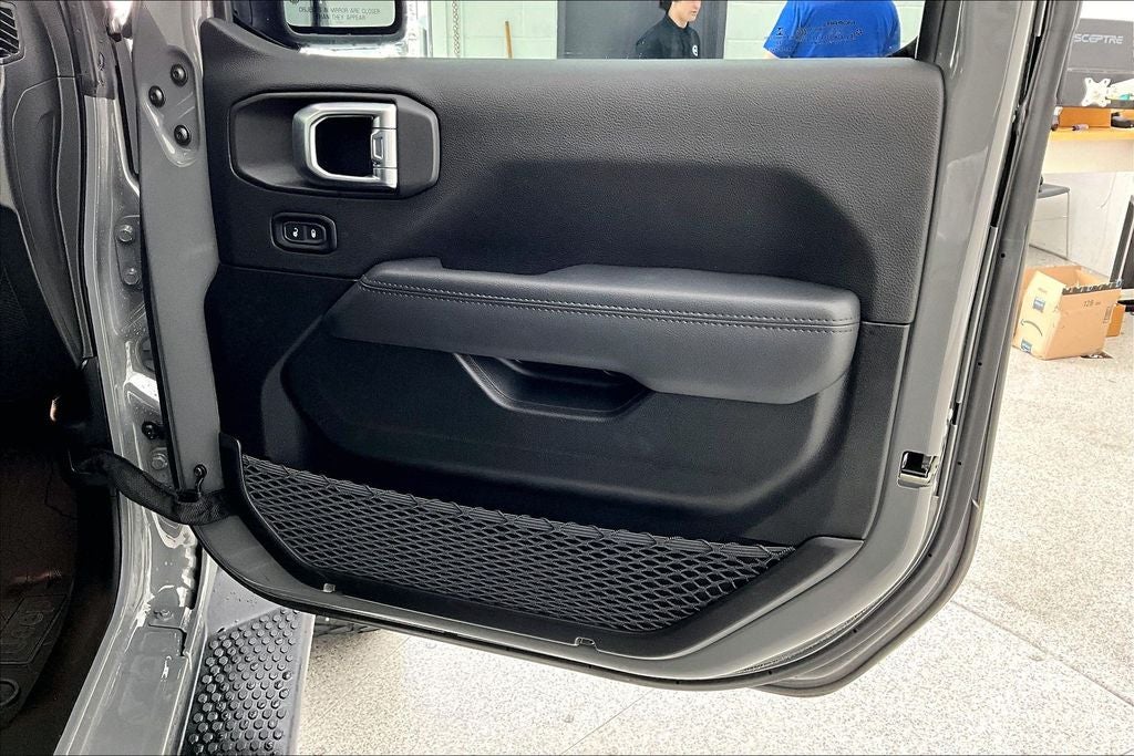 2022 Jeep Wrangler Unlimited Sahara Altitude