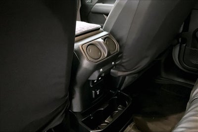 2022 Jeep Wrangler Unlimited Sahara Altitude