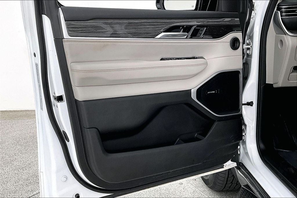 2022 Jeep Wagoneer Series II