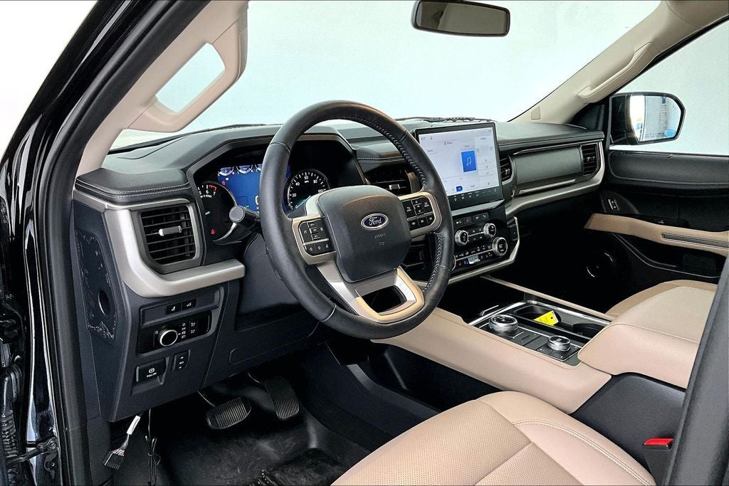 2023 Ford Expedition XLT