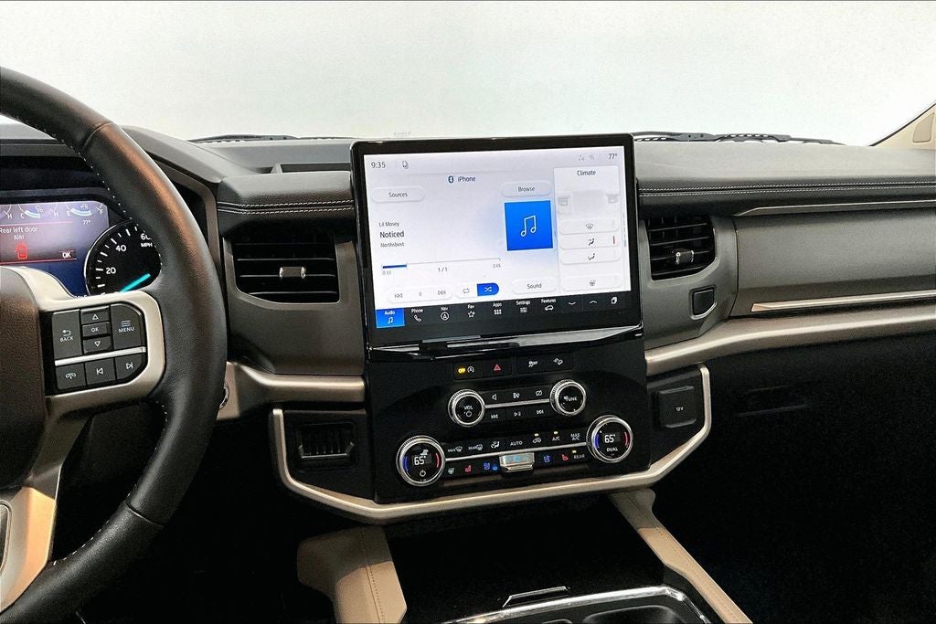 2023 Ford Expedition XLT