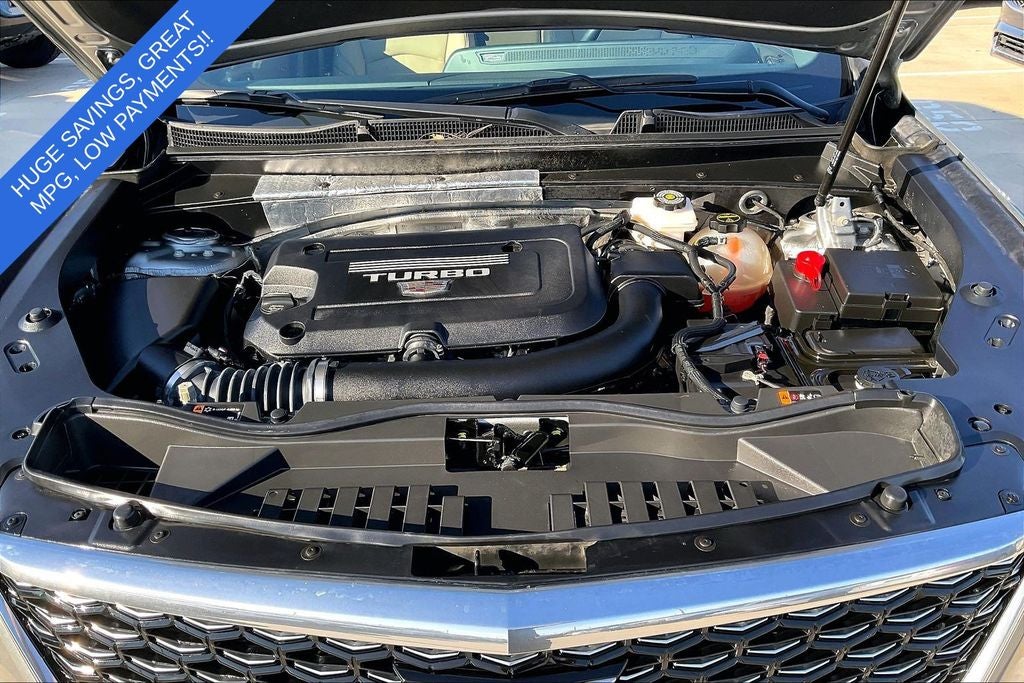 2025 Cadillac XT4 Premium Luxury