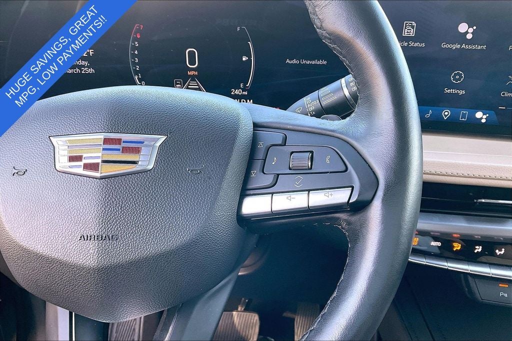 2025 Cadillac XT4 Premium Luxury