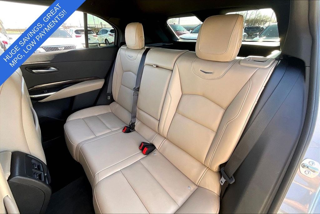 2025 Cadillac XT4 Premium Luxury