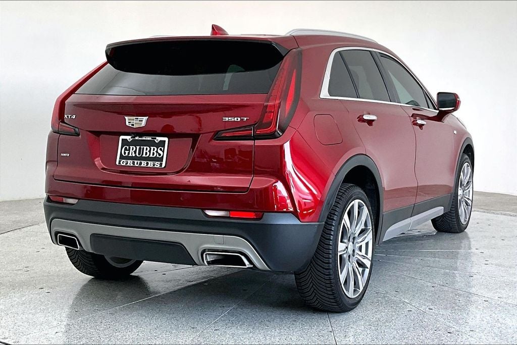 2021 Cadillac XT4 Premium Luxury