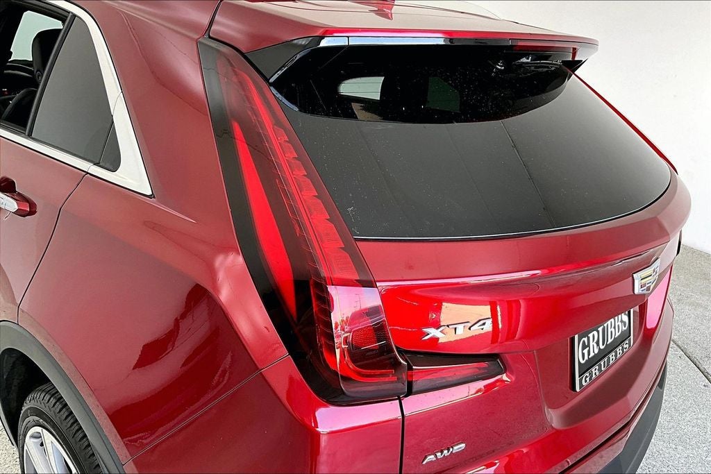 2021 Cadillac XT4 Premium Luxury