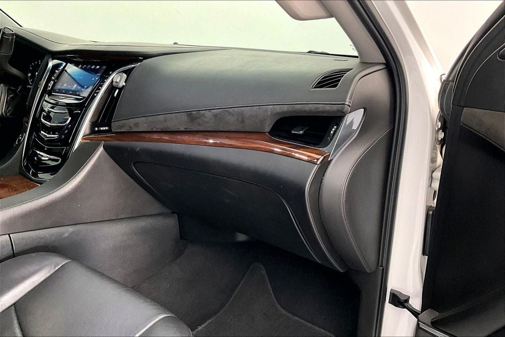 2018 Cadillac Escalade Luxury