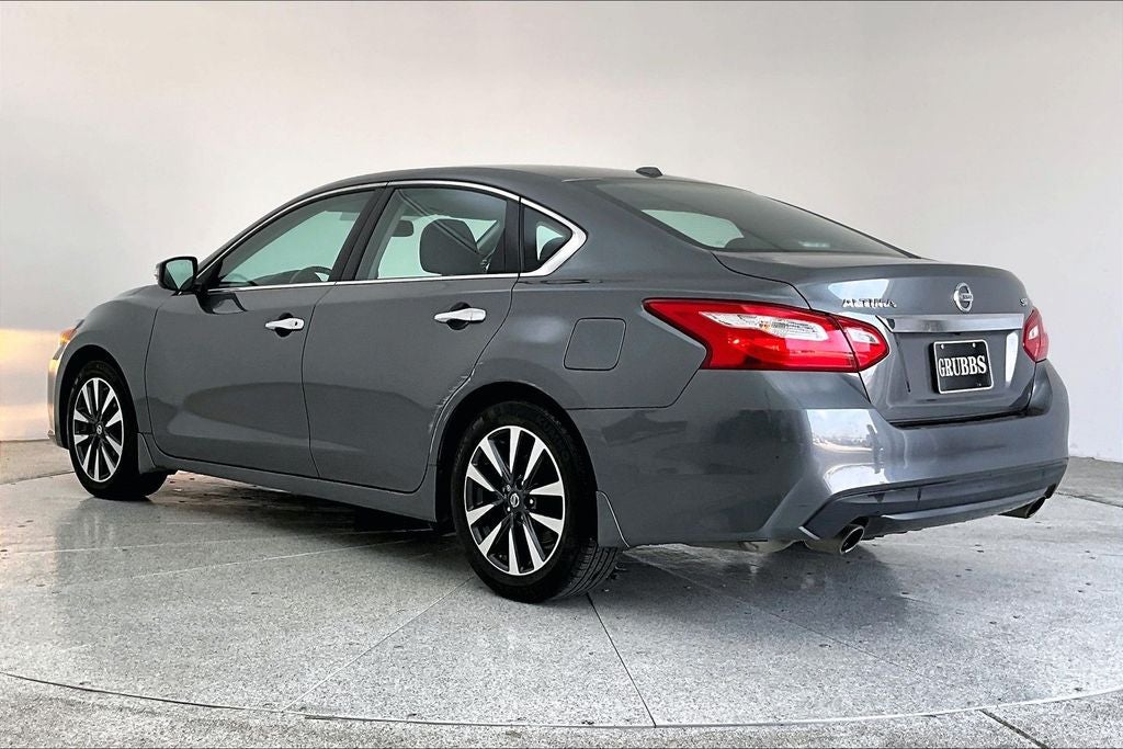 2017 Nissan Altima 2.5 SV