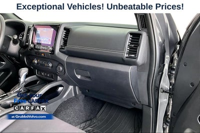 2023 Nissan Frontier SV
