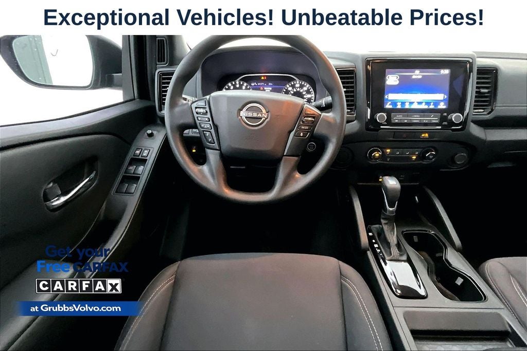 2023 Nissan Frontier SV