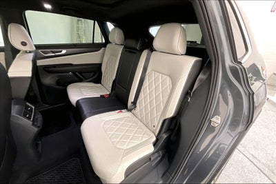 2024 Volkswagen Atlas Cross Sport 2.0T SEL Premium R-Line