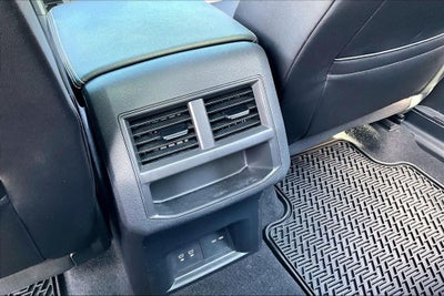 2021 Volkswagen Atlas Cross Sport 3.6L V6 SE w/Technology R-Line