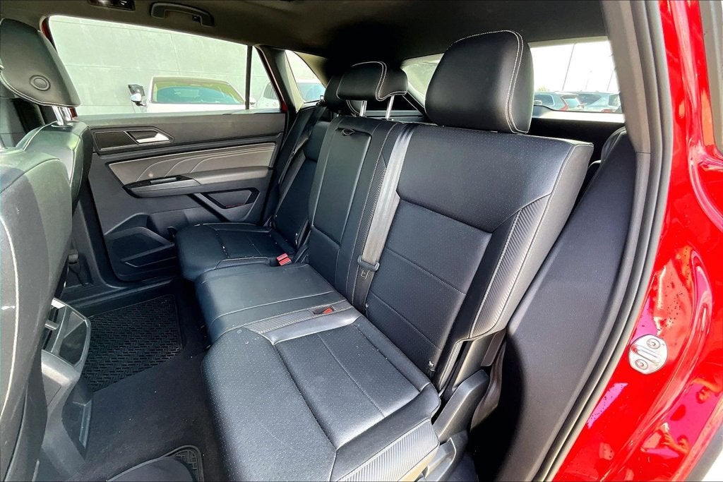 2021 Volkswagen Atlas Cross Sport 3.6L V6 SE w/Technology R-Line