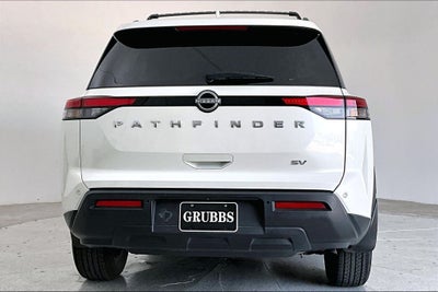 2024 Nissan Pathfinder SV