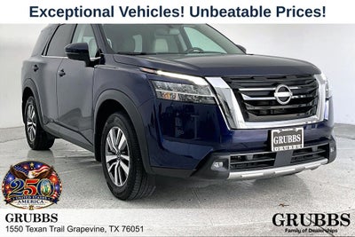 2022 Nissan Pathfinder SL