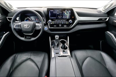 2020 Toyota Highlander Hybrid Platinum