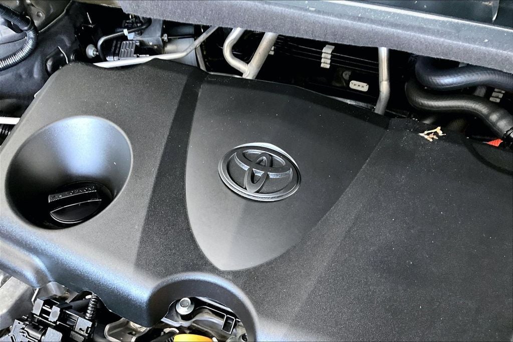 2020 Toyota Highlander Hybrid Platinum
