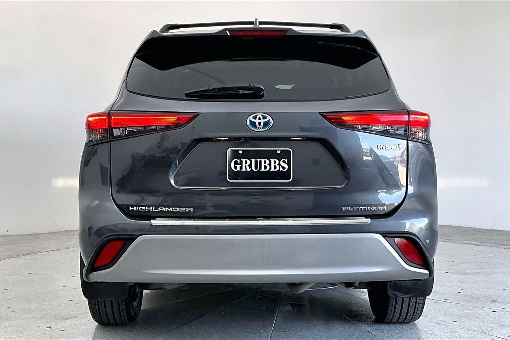 2020 Toyota Highlander Hybrid Platinum