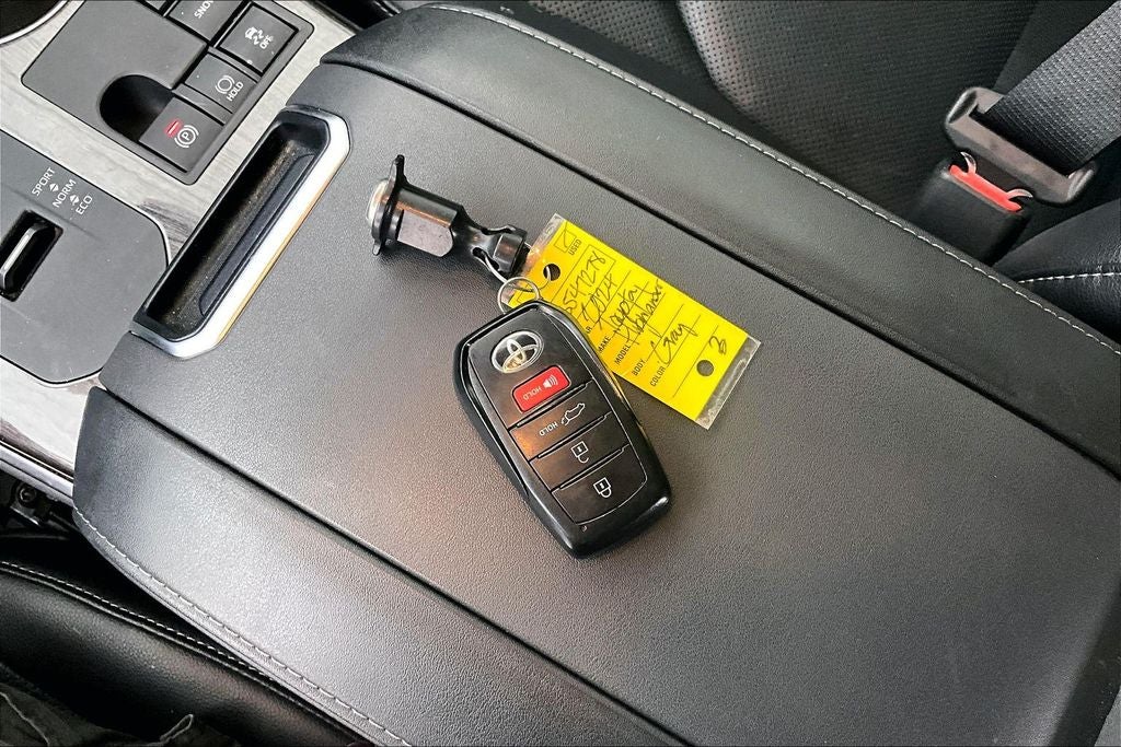 2024 Toyota Highlander Platinum