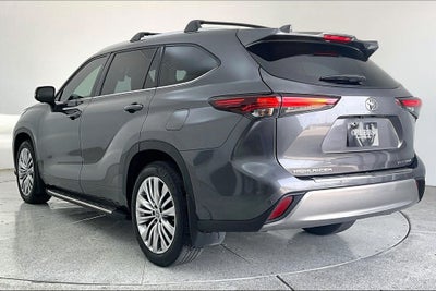2024 Toyota Highlander Platinum