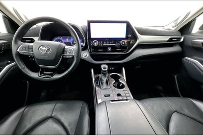 2024 Toyota Highlander Platinum