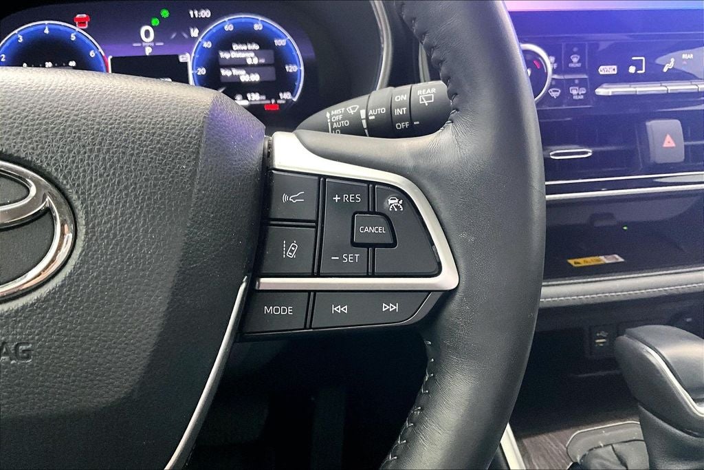 2024 Toyota Highlander Platinum