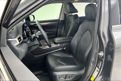 2024 Toyota Highlander Platinum