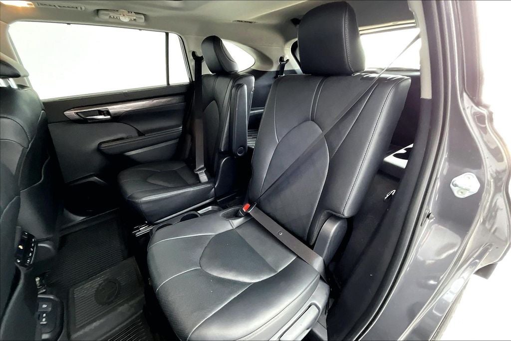 2024 Toyota Highlander Platinum