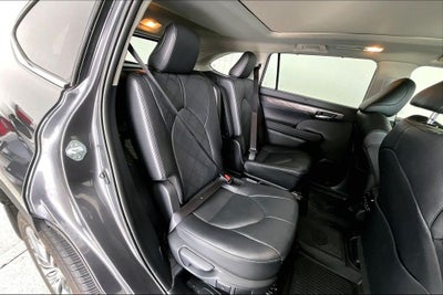 2024 Toyota Highlander Platinum