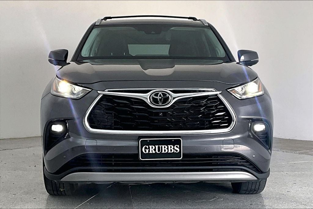 2024 Toyota Highlander Platinum